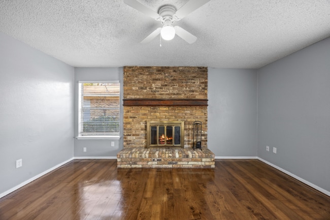 Photo - 2208 Viewtop Ln Unit B