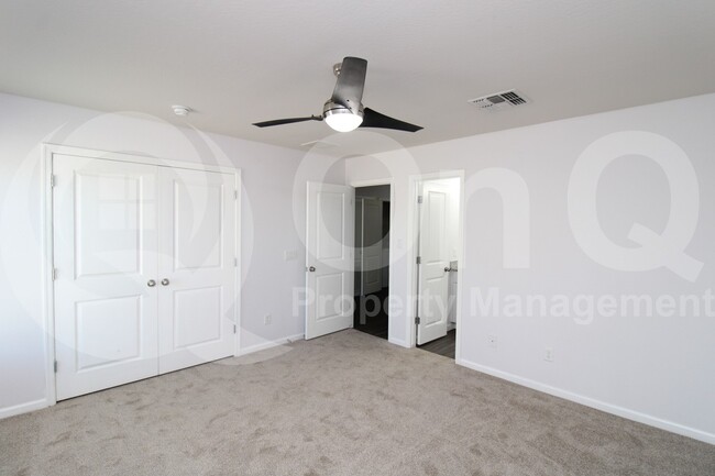 Photo - 286 E Bobcat Pl House