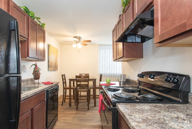 Photo - Arbor West Apartments