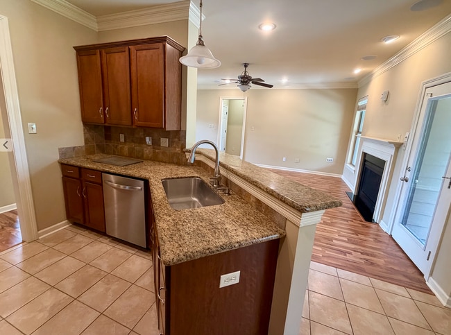 Photo - 212 Chevalier Blvd