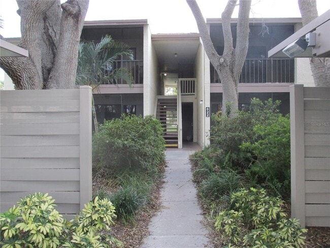 Building Photo - 622 Bird Bay Dr E Unit 101