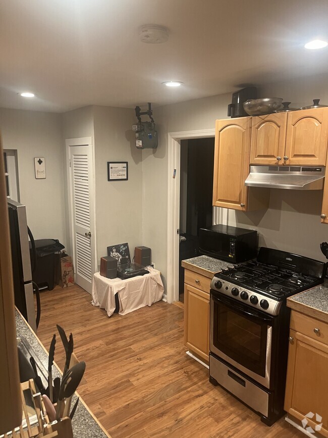Building Photo - 159 Massachusetts Ave Rental