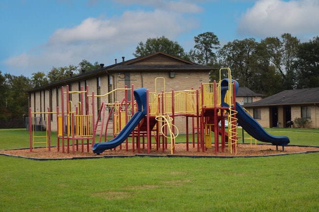 Plymouth Village Apartments