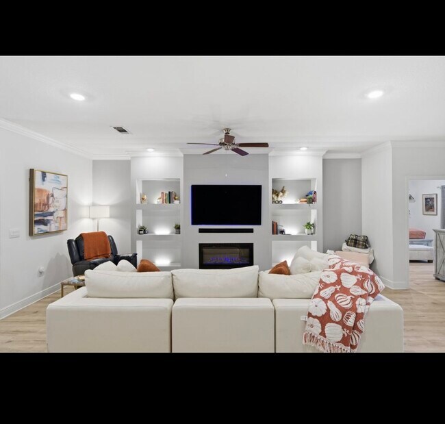 Photo - 195 Sea Eagle Ln