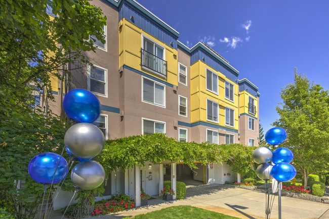 Sir Gallahad Apartment Homes - Sir Gallahad Apartment Homes