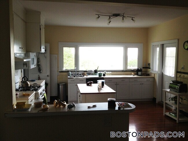 Photo - 20 Main St Unit 1