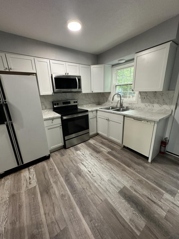 Photo - 5033 Wabash Pl