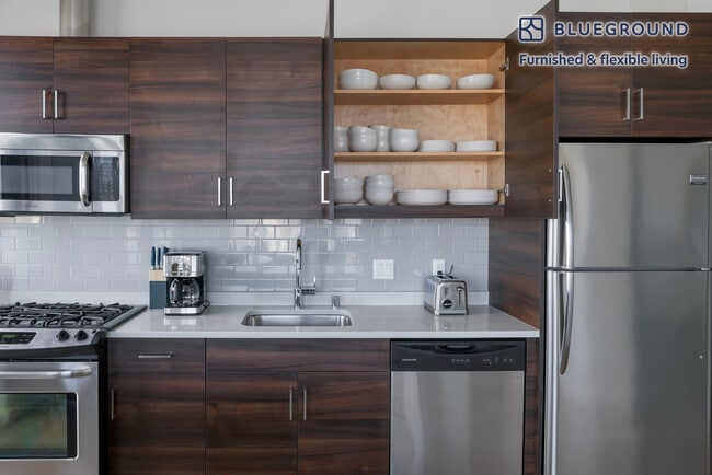 Photo - 100 Van Ness Ave Unit FL18-ID1477