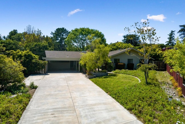 Photo - 115 Ortalon Cir