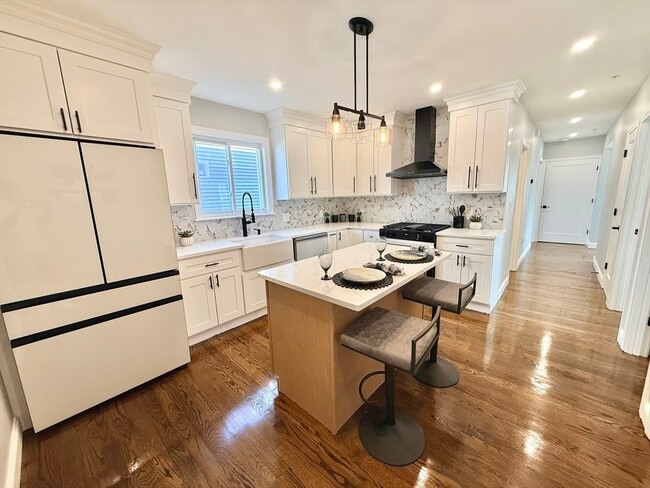 Building Photo - 60-62-62 Wellsmere Rd Unit 2