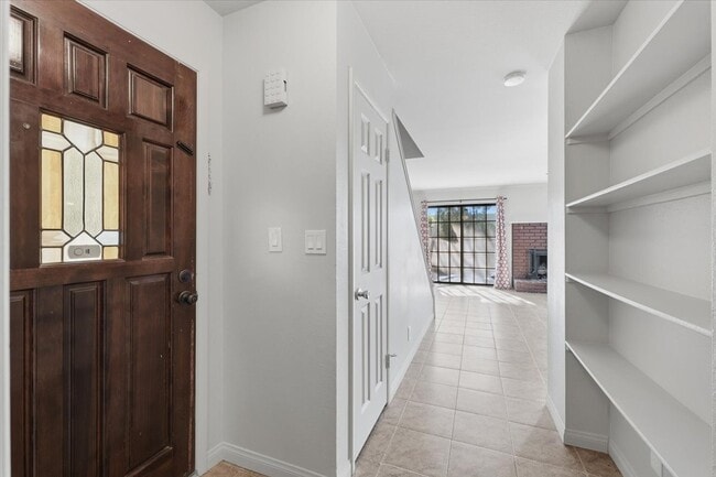 Photo - 3283 Dawnflower St