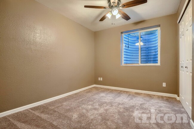 Photo - 5811 Zinfandel St