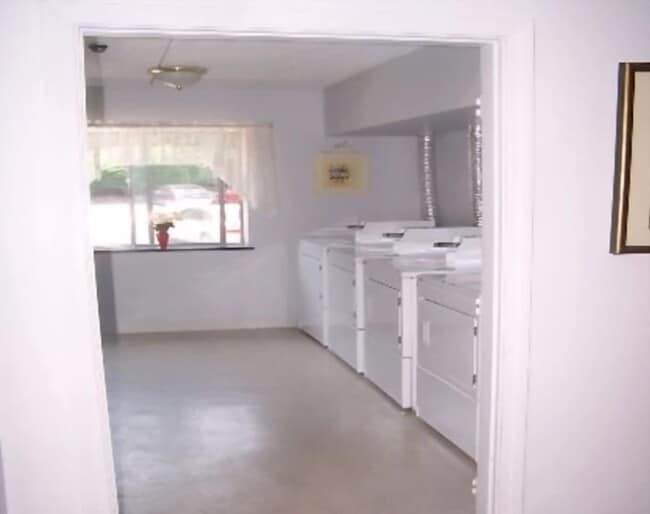 Photo - 179 Presidents Ln Unit 1B
