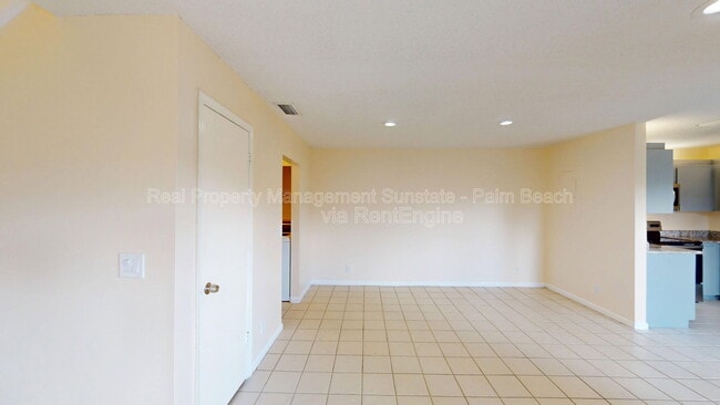 Photo - 1921 N Congress Ave