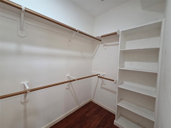 Photo - 6534 Briar Moss Ln