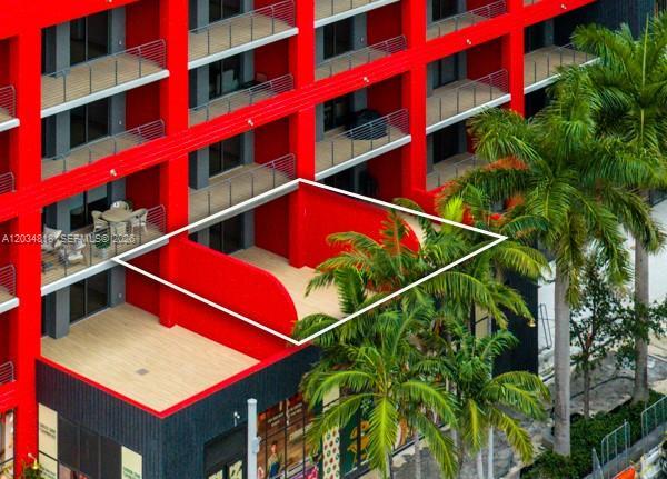 Photo - 90 NE 32nd St Unidad 203