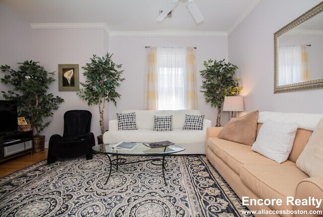 Building Photo - 7 Harvard Square Unit 3B