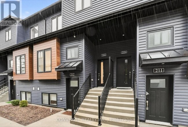781 Clare Ave