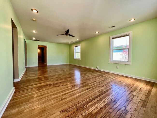 Photo - Beautiful and Spacious 5 Bedroom + 3 Bath Home w/ Office close to Downtown!