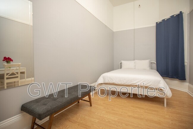 Photo - 412 Hayes St