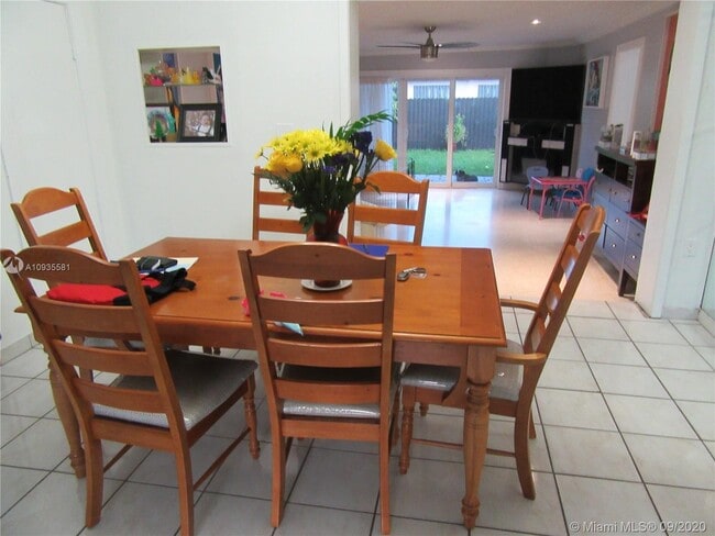 Photo - 140 NW 190th St