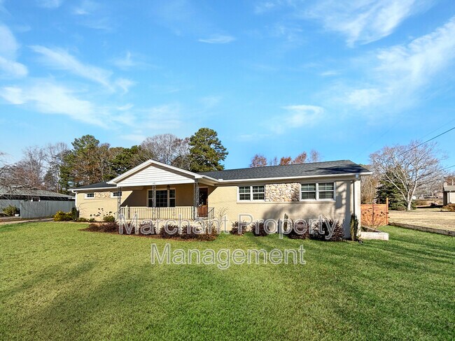 102 Longview Terrace