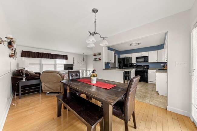 Photo - 3226 Everglade Ave