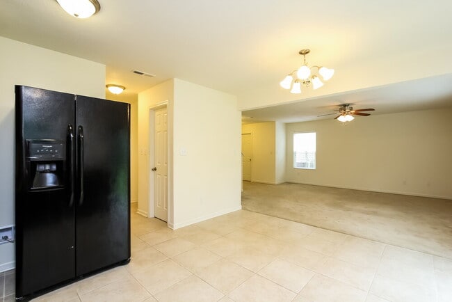 Photo - 1192 N Aberdeen Dr