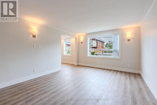 Photo - 1 Hassard Ave Unit 3