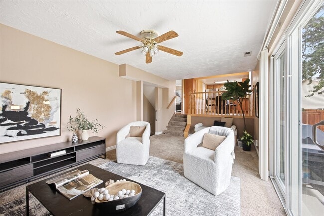 Photo - 734 Sandy Dunes Dr