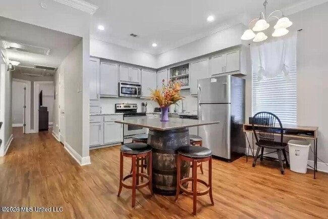 Photo - 699 Dunbar Ave Unit 304