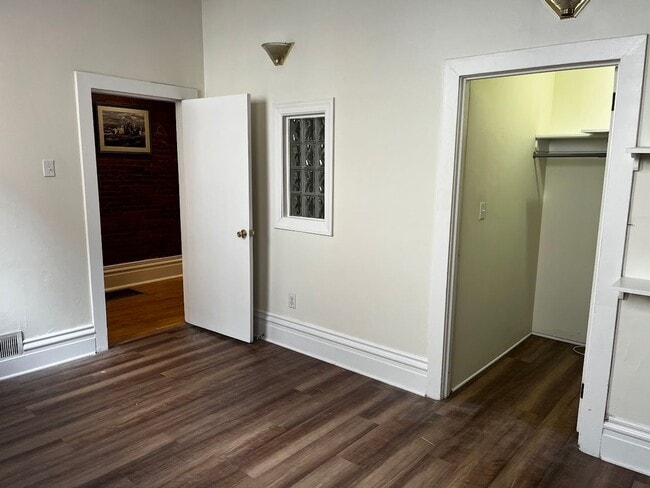 Photo - 2120 E Carson St Unit Front