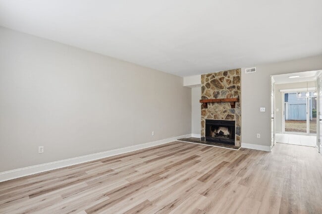 Photo - 7881 Nummie Ct