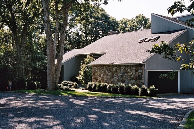 Photo - 53 Hidden Cove Ct