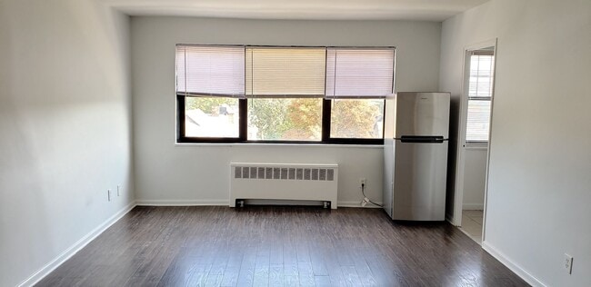 Photo - NEWLY RENOVATED STUDIO APARTMENT