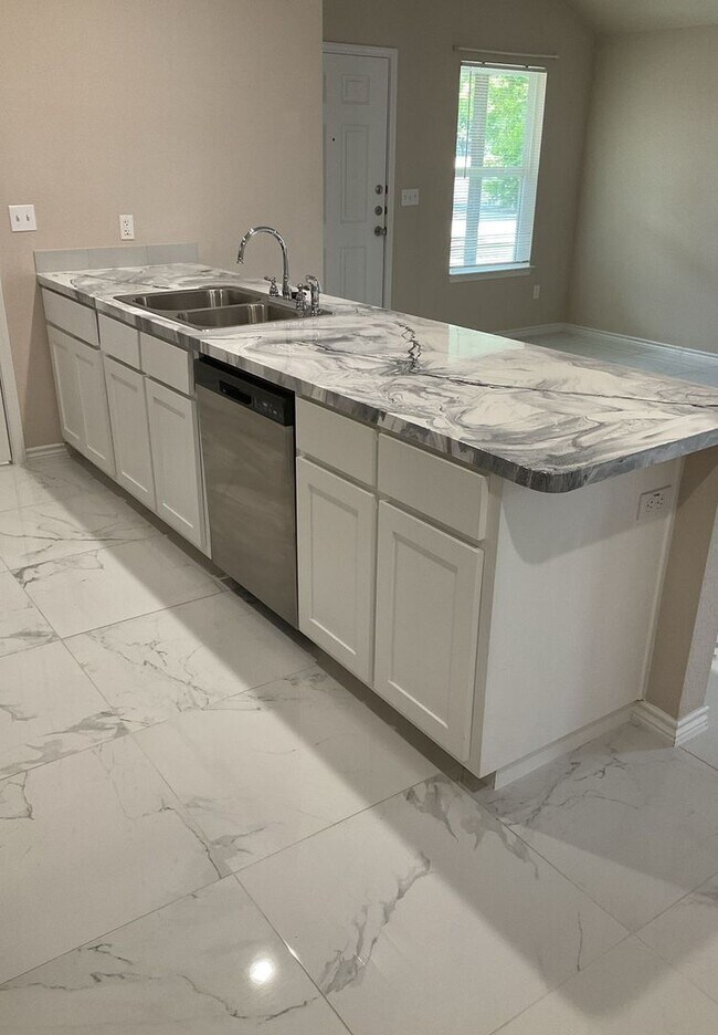 Photo - 616 N College St Unidad 616 N College -  A