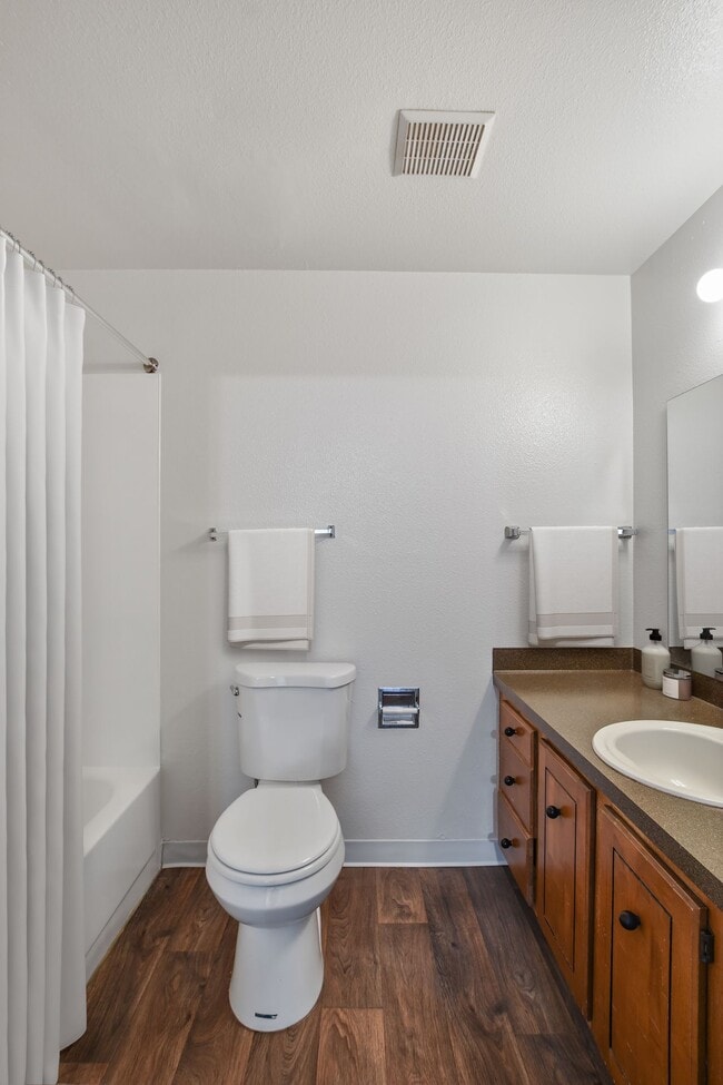 Photo - Carpenter Crest