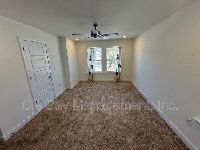 Photo - 6794 Spaniel Dr