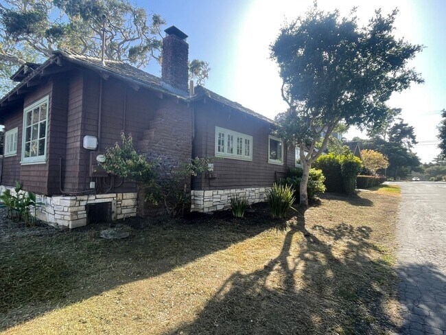 woodsy Pacific Grove cottage - woodsy Pacific Grove cottage House