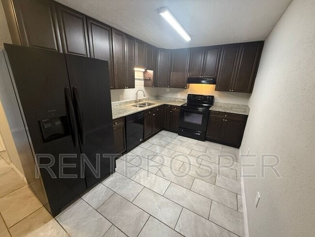 Building Photo - 435 Eaton St Unit B Rental