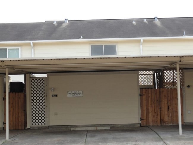 Building Photo - 13037 Clarewood Dr Rental