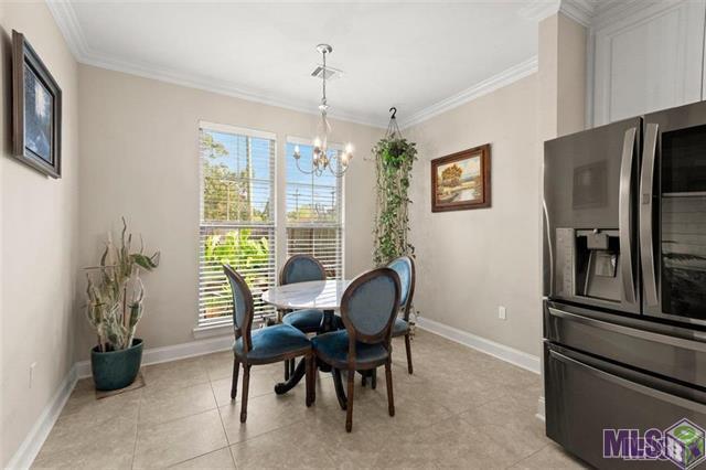 Photo - 13009 Roundlake Dr