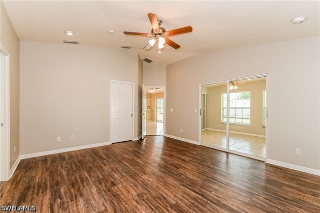 Photo - 306 NE 17th Pl