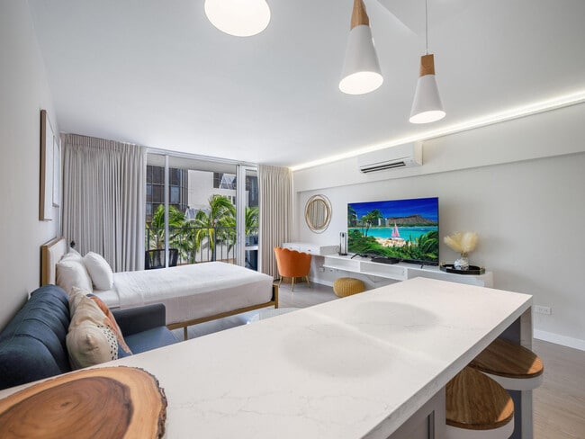 Building Photo - 364 Seaside Ave Unit ID1327719P