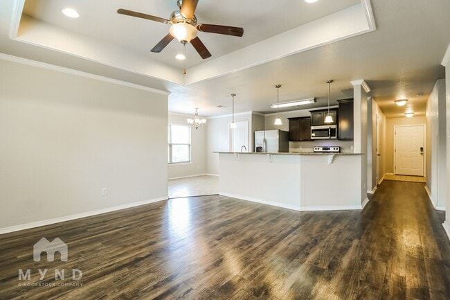 Photo - 17 Bristol Dr