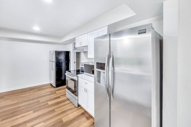 Photo - 1713 W Hazelwood St