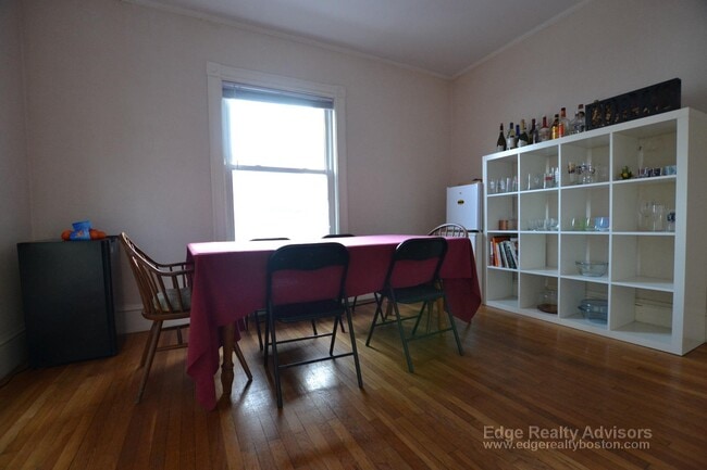 Photo - 45 Montcalm Ave Unit 2