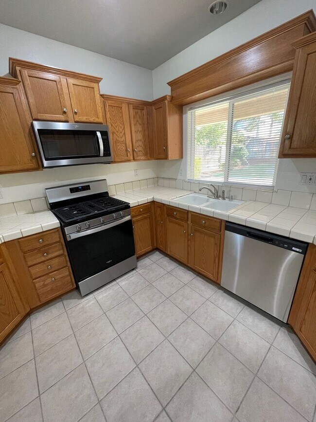 Photo - 2715 Paradise Point Pl