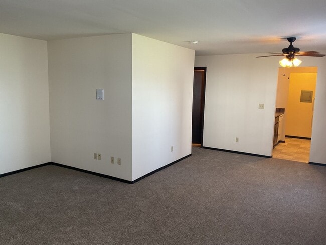 English Meadows Apartments