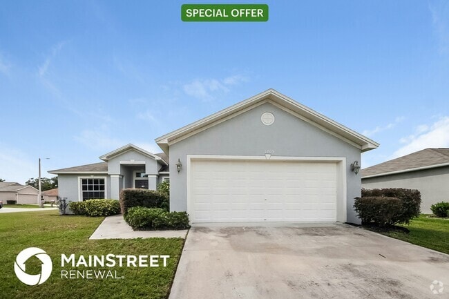 Building Photo - 1705 Pebble Beach St Rental